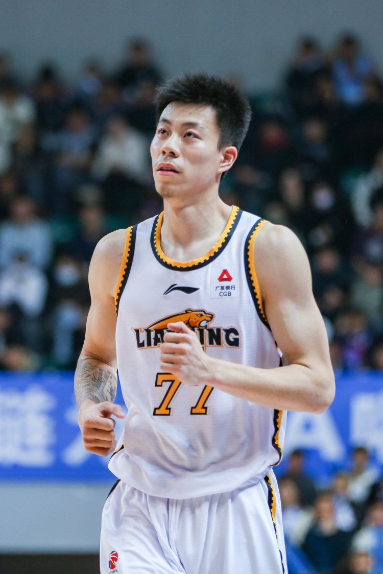 媒體人：張鎮麟、韓德君將因傷缺席今晚對陣北控的比賽